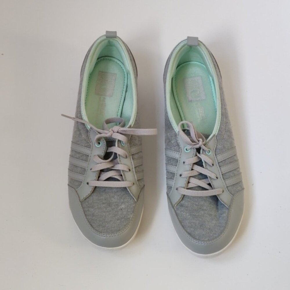 Women's adidas Neo Memory Foam Racer Sneaker in Gray with Mint Green Laces 8.5